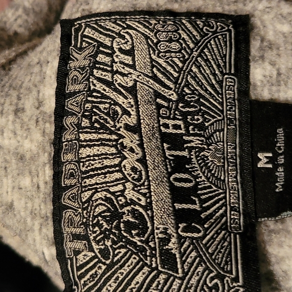 Trademark Brooklyn Cloth pull over sweater with hoodie - Picture 2 of 4